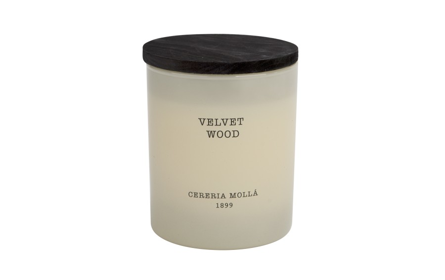 Świeca Velvet Wood 230g