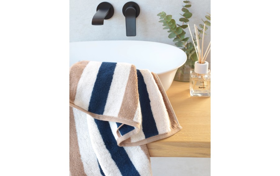 Ręcznik bawełniany 70x140 cm Coast Repeat 6214 Navy Natur 31