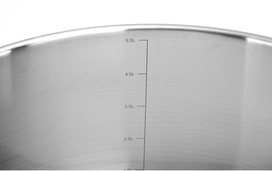 Garnek z pokrywką 24cm Maestro MR-3521-24