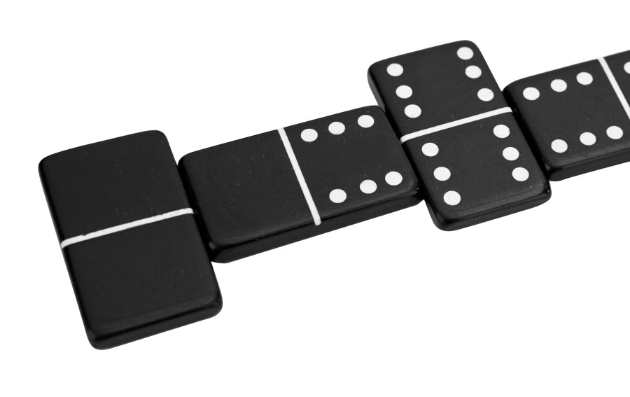 Gra Domino 28 klocków w drewnianym pudełku AP125522
