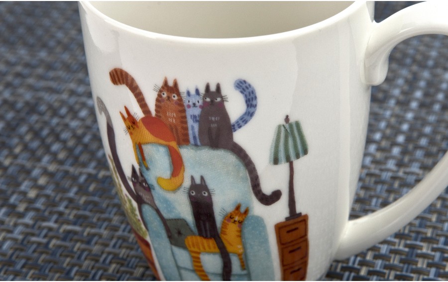 Kubek porcelanowy 350 ml Koci Świat Koty na fotelu
