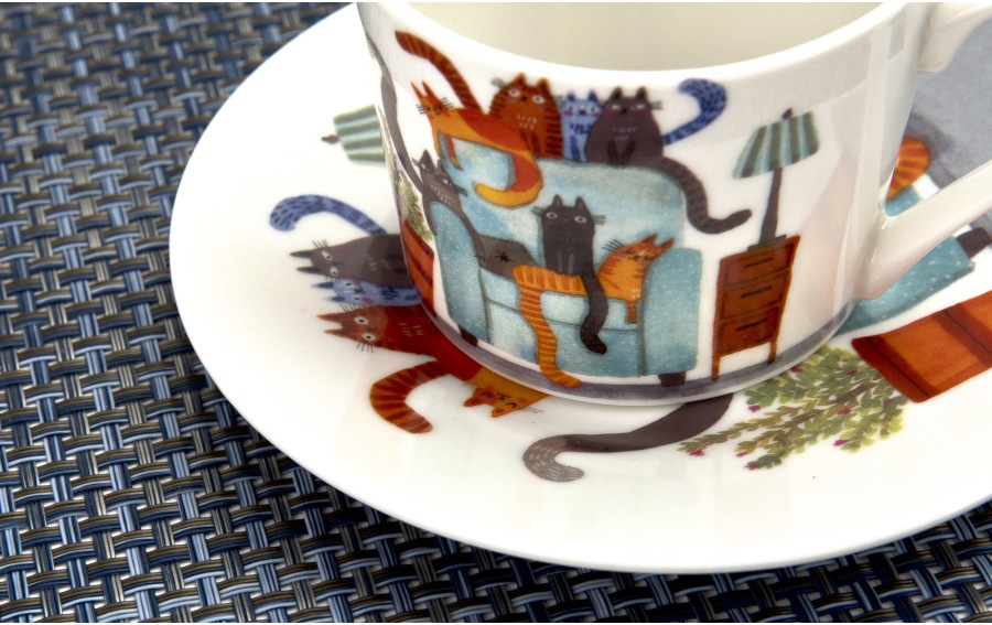 Filiżanka porcelanowa 230 ml + spodek Koci Świat Koty na fotelu