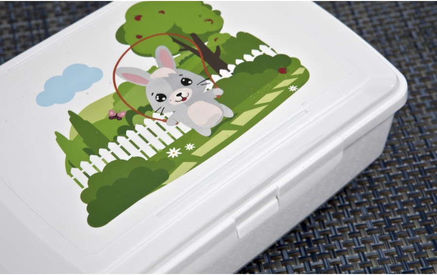 Pojemnik lunchbox 1,35 L skakanka Betty i Bunny