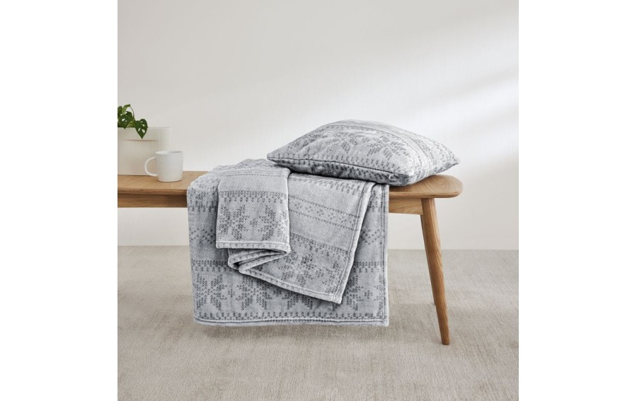 Komplet Koc 150x200 cm + poszewka 50x50 cm Norwegian IB3759-800