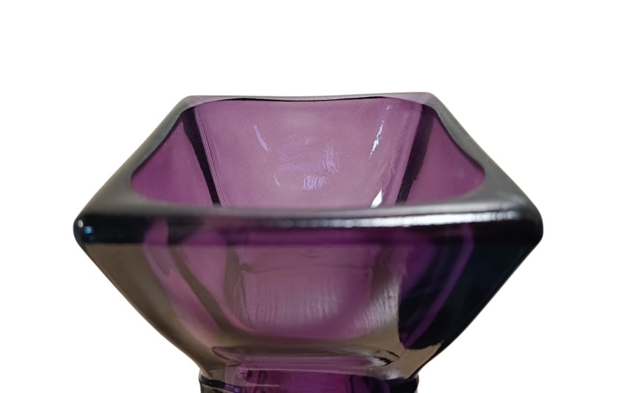 Wazon szklany 28 cm San Miguel Piramida fioletowy 4432/DB464