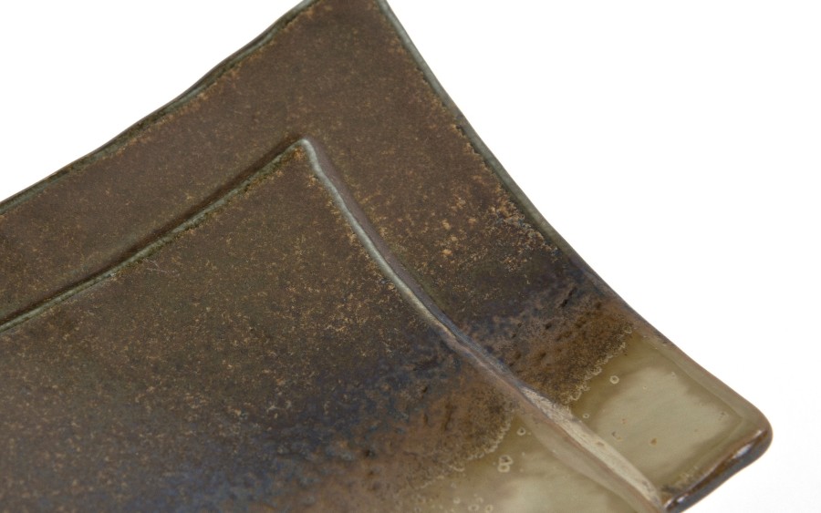 Ceramiczna patera ONDES 21x11 cm z uniesionymi brzegami – designerska, do sushi i przystawek