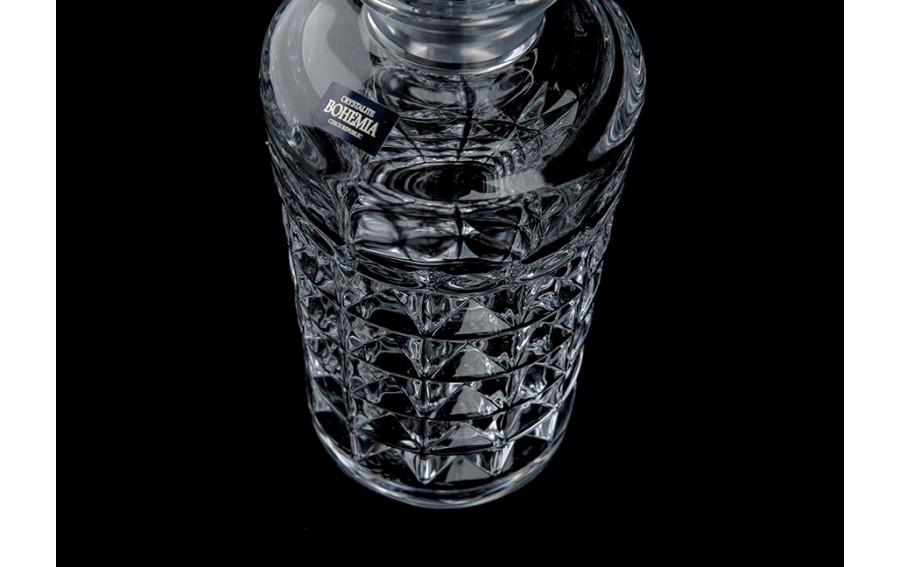 Karafka kryształowa 700 ml Diamond