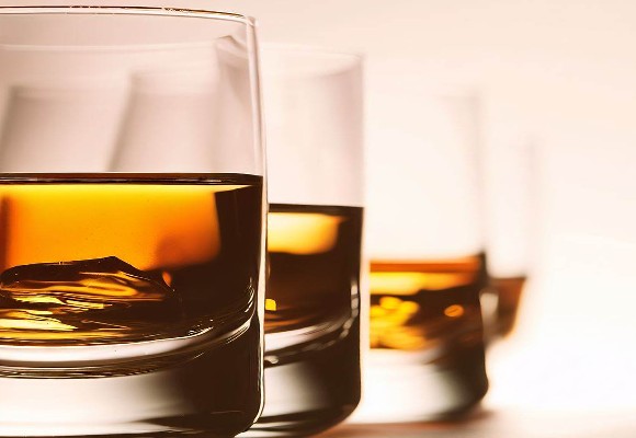 Jakie szklanki wybrać do degustacji whisky? Podpowiadamy!
